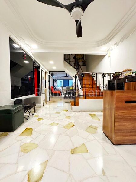 Maisonette HDB for Sale in  356 Woodlands Avenue 5 - Image 6